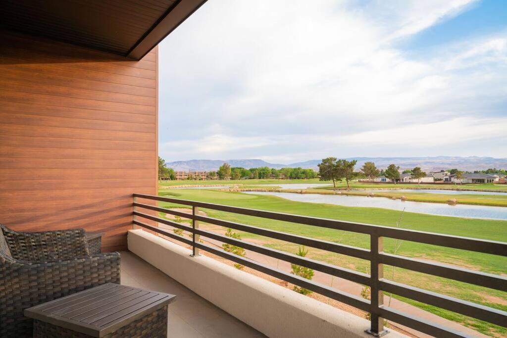 Villa 22 A Fairway To Heaven, Brand New Listing! Stunning Views! سانت جورج المظهر الخارجي الصورة