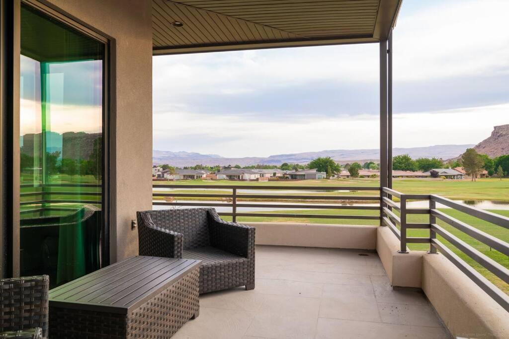 Villa 22 A Fairway To Heaven, Brand New Listing! Stunning Views! سانت جورج المظهر الخارجي الصورة