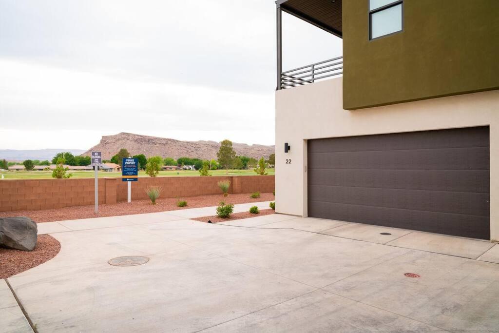 Villa 22 A Fairway To Heaven, Brand New Listing! Stunning Views! سانت جورج المظهر الخارجي الصورة